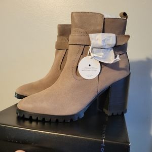 Steven Madden Suede Boots New
